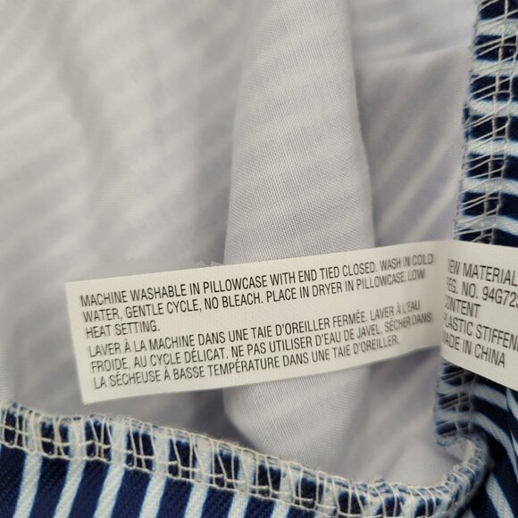 Thomas and Friends Hat and 5 Trains Listed Below For Your Favorite Train Lover - Picture 6 of 11